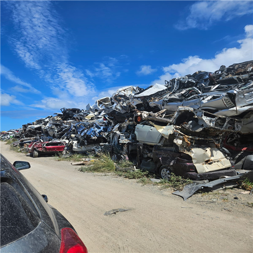 Looking to Offer Large Quantity of Baled Car Scrap from Caucedo Port 